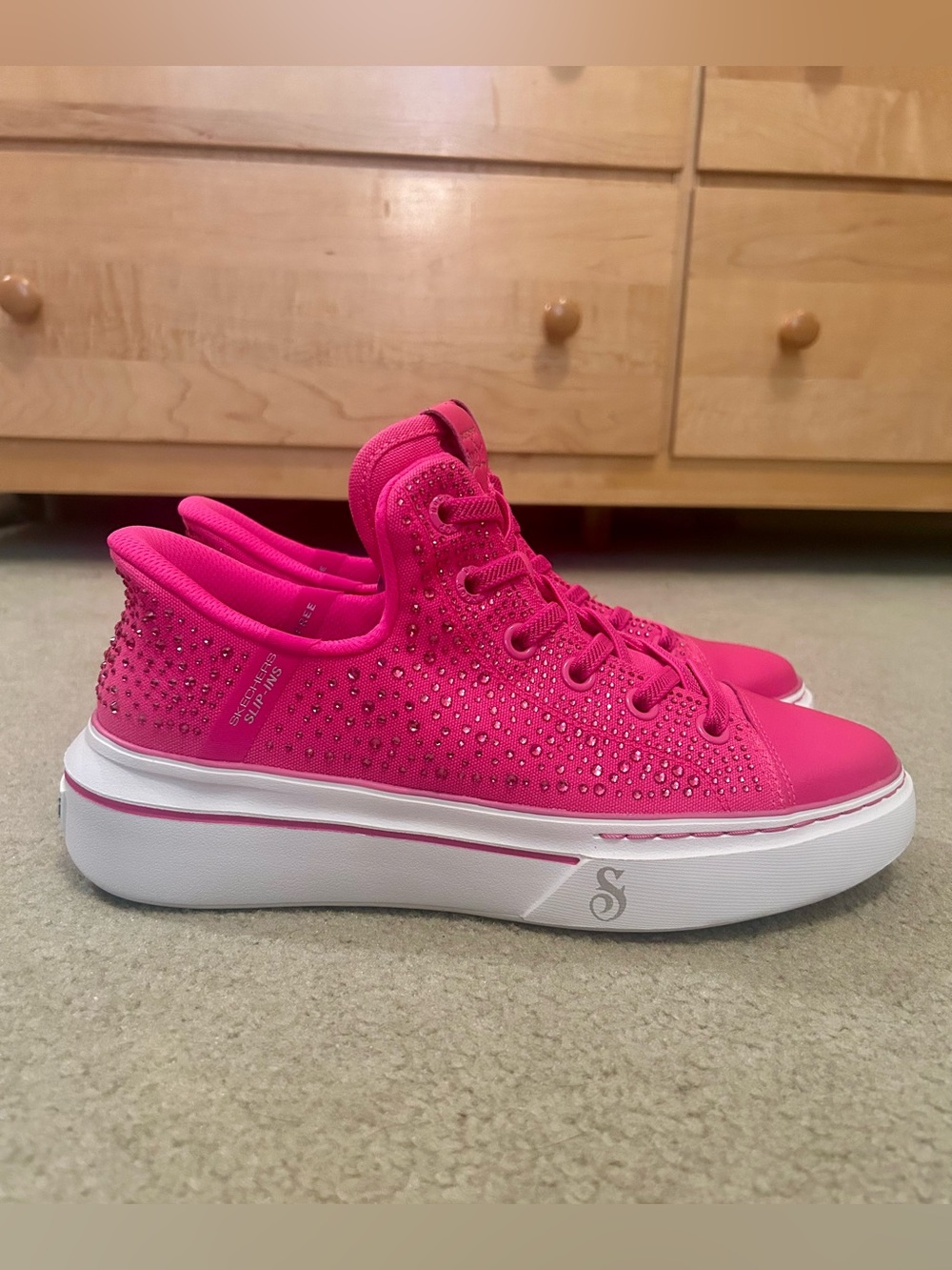 Skechers x Snoop Dogg Women’s Slip-Ins: Snoop One-Rhine-Stoned *Pink* - Picture 4 of 8